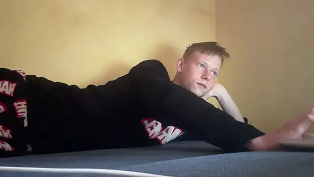 dreamy devi1 online show from 04/14/26, 11:48