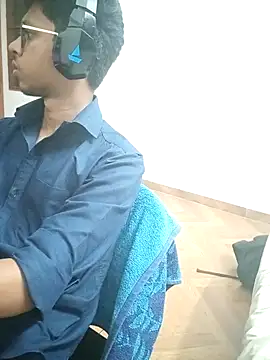 Snapshot of letsplaygame chatting on 04/13/26, 05:28 letsplaygame online show from 04/13/26, 05:28