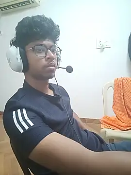Snapshot of letsplaygame chatting on 06/04/26, 04:11 letsplaygame online show from 06/04/26, 04:11