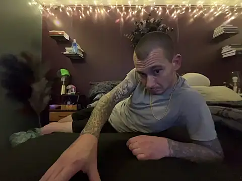 SnapchatMe4PrivateShows online show from 06/02/26, 01:16