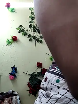 Snapshot of BlushingBunny_ chatting on 04/06/26, 05:36 BlushingBunny online show from 04/06/26, 05:36