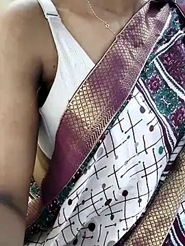 Snapshot of BlushingBunny_ chatting on 04/10/26, 05:42 BlushingBunny online show from 04/10/26, 05:42