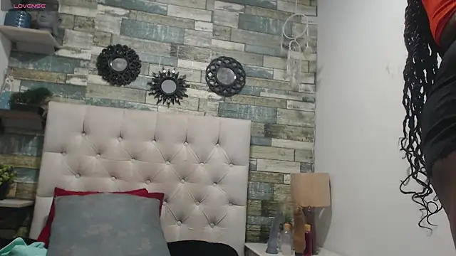 Skylernaomi online show from 06/09/26, 03:35
