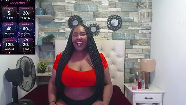 Skylernaomi online show from 06/15/26, 02:17