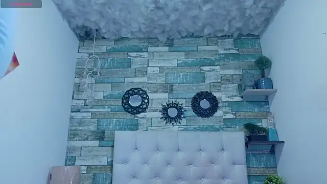 Skylernaomi online show from 04/24/26, 01:13