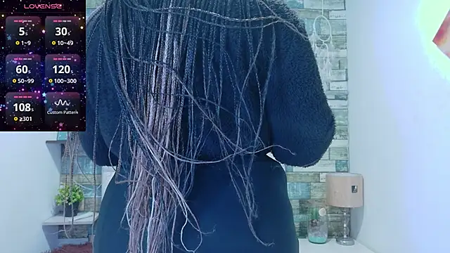 Skylernaomi online show from 05/20/26, 01:19