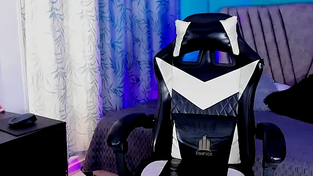 KathalinaRivas online show from 05/13/26, 01:07
