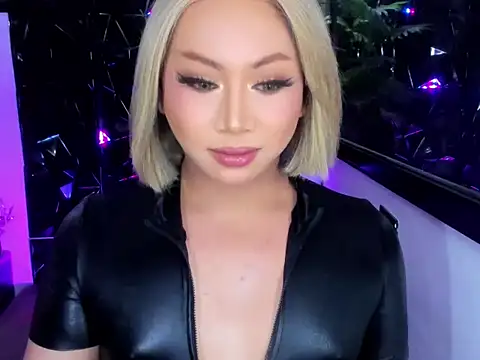  YourBeautifulShemale  online show from 04/03/26, 03:29