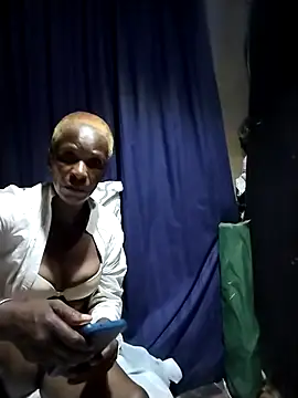 Snapshot of Naughtygrany chatting on 04/02/26, 06:03 Naughtygrany online show from 04/02/26, 06:03