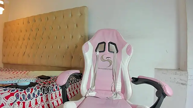 SebastianNoir1 online show from 04/06/26, 08:21