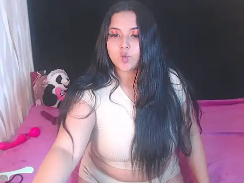 Snapshot of KamylaBiker chatting on 04/12/26, 02:31 KamylaBiker online show from 04/12/26, 02:31