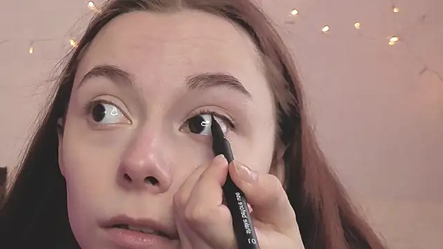 Snapshot of MissyLarde chatting on 04/07/26, 08:38 MissyLarde online show from 04/07/26, 08:38