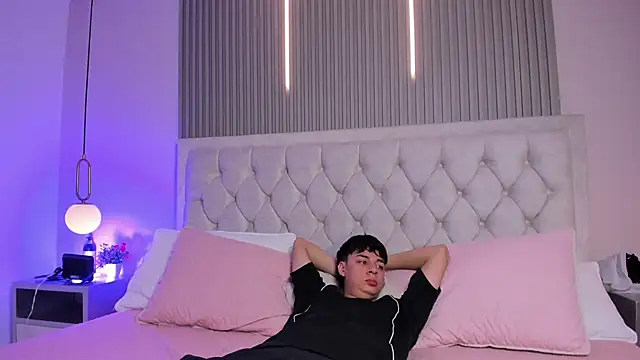 andy may18 online show from 04/13/26, 01:37