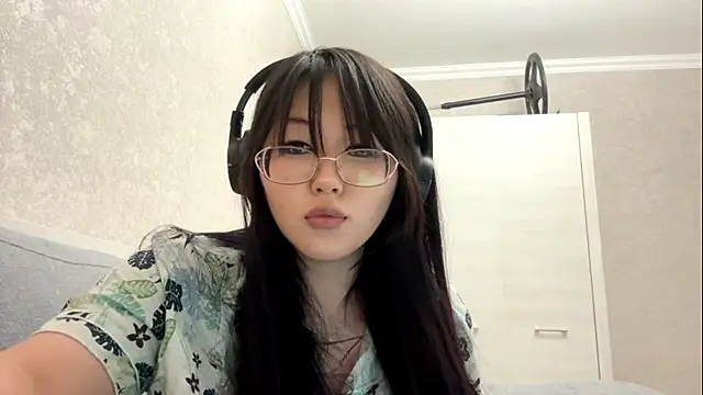 Feylinmay online show from 04/01/26, 09:23