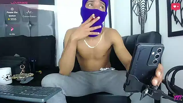 Snapshot of big_cock2016 chatting on 04/11/26, 09:07 big cock2016 online show from 04/11/26, 09:07