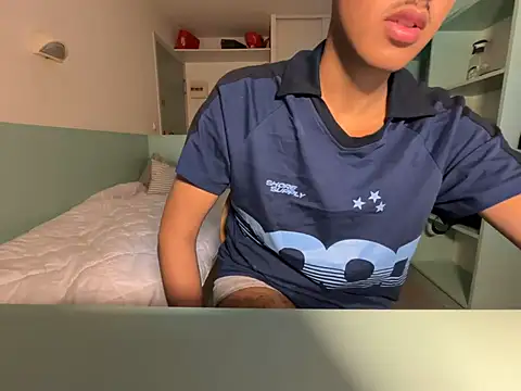 Rebeu 77 online show from 07/15/26, 04:47