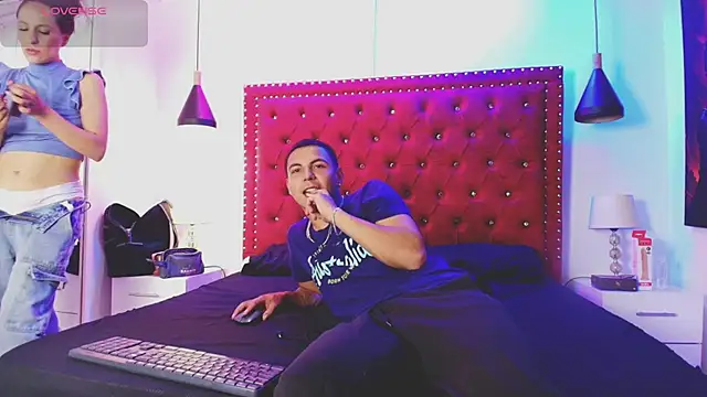 Jack and Emma  online show from 04/14/26, 12:32