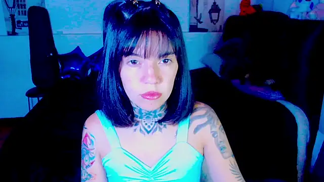 Snapshot of LannieGonzales chatting on 05/20/26, 02:36 LannieGonzales online show from 05/20/26, 02:36