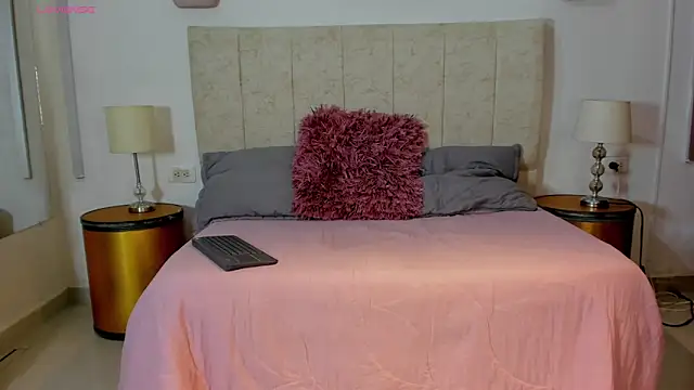  blowsex  online show from 04/10/26, 12:12