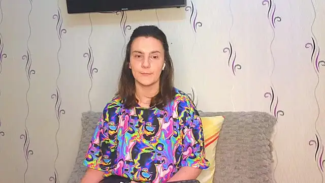 Snapshot of Hey_baddie chatting on 04/08/26, 10:33 Hey baddie online show from 04/08/26, 10:33