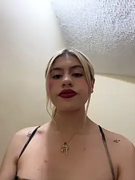 Lia fire online show from 05/14/26, 01:19