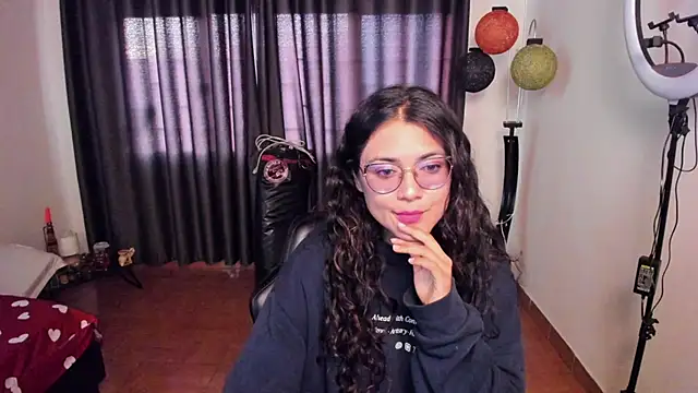 FreyaRouge online show from 06/30/26, 10:59