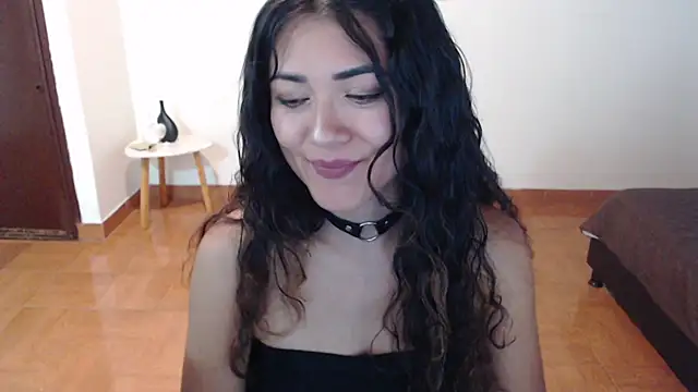 FreyaRouge online show from 05/22/26, 07:01