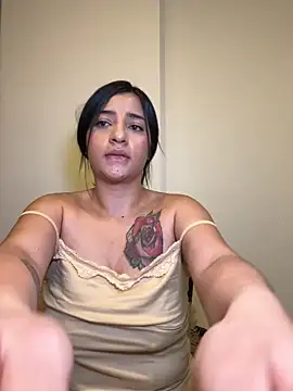 nicole bunny21 online show from 04/14/26, 03:33