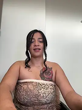 nicole bunny21 online show from 04/14/26, 09:42