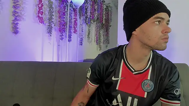 Snapshot of Dope_BoyGGs chatting on 04/11/26, 01:59 Dope BoyGGs online show from 04/11/26, 01:59