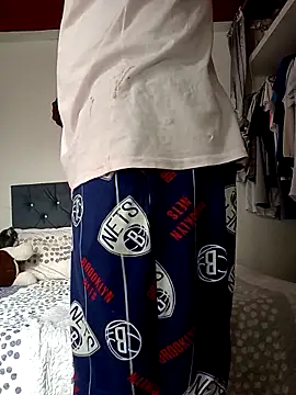 Ian-yin08 online show from 04/24/26, 07:05