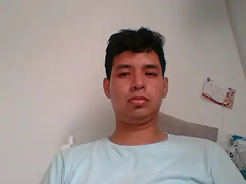 Snapshot of Ian-yin08 chatting on 07/17/26, 04:48 Ian-yin08 online show from 07/17/26, 04:48