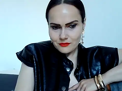 Kin Kueen online show from 05/27/26, 10:22