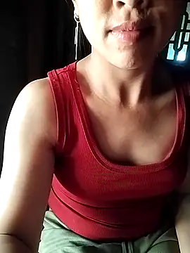 Snapshot of Lisa-aa chatting on 04/12/26, 05:00 Lisa-aa online show from 04/12/26, 05:00