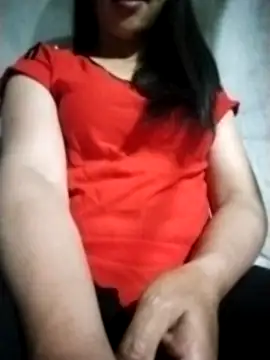 Snapshot of Lisa-aa chatting on 04/12/26, 10:02 Lisa-aa online show from 04/12/26, 10:02