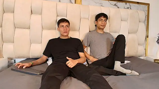 LuckandSamuel online show from 04/18/26, 02:14