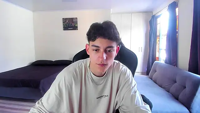 Luke Chill online show from 04/03/26, 07:53