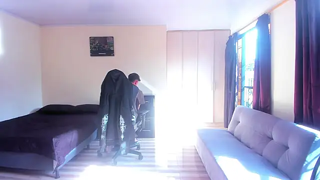 Luke Chill online show from 04/10/26, 01:29