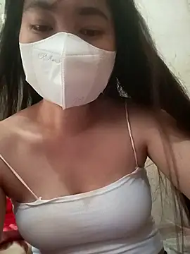 Linh Hoang online show from 05/22/26, 05:27
