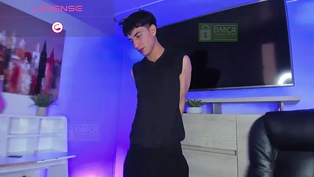 Snapshot of Taylor_Brooks chatting on 04/14/26, 06:24 Taylor Brooks online show from 04/14/26, 06:24