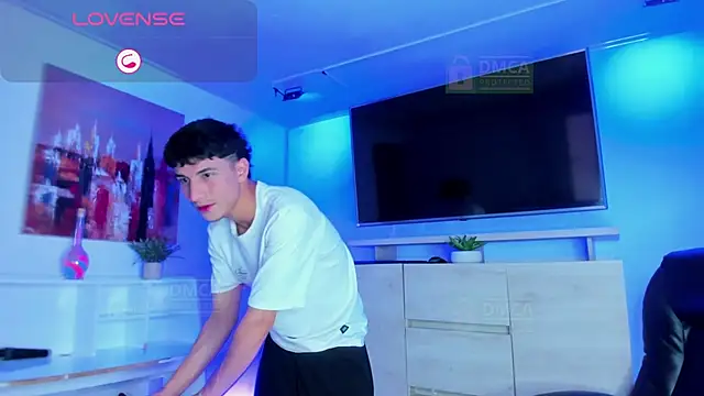 Snapshot of Taylor_Brooks chatting on 04/10/26, 06:15 Taylor Brooks online show from 04/10/26, 06:15