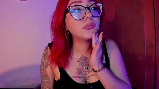 Snapshot of Violett_Sykes chatting on 04/06/26, 05:30 Violett Sykes online show from 04/06/26, 05:30