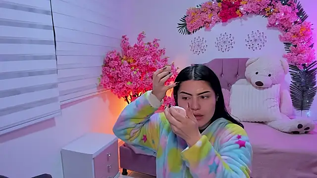 Snapshot of SamanthaVelvett_ chatting on 04/12/26, 03:21 SamanthaVelvett online show from 04/12/26, 03:21