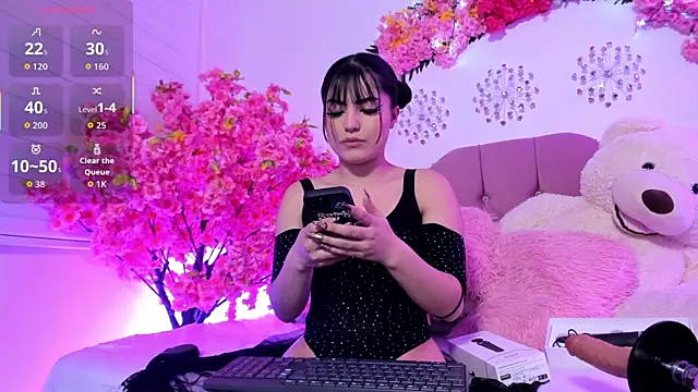 Snapshot of SamanthaVelvett_ chatting on 04/03/26, 03:57 SamanthaVelvett online show from 04/03/26, 03:57