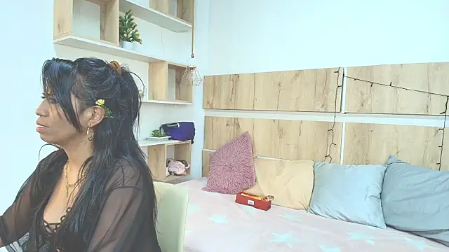 Selene  Luna online show from 04/08/26, 01:40