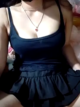 Snapshot of Mi-Naney chatting on 06/07/26, 10:26 Mi-Naney online show from 06/07/26, 10:26