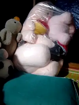 Snapshot of Mi-Naney chatting on 06/30/26, 11:21 Mi-Naney online show from 06/30/26, 11:21