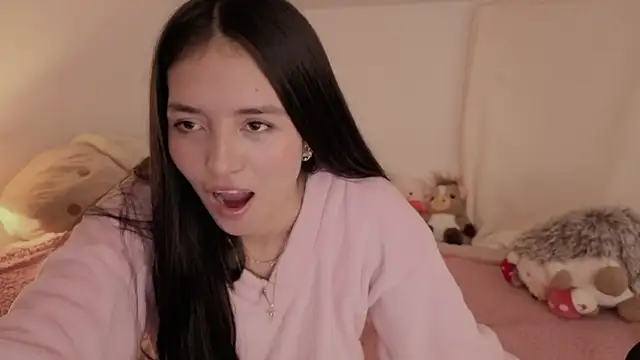 Snapshot of AMELIEEEX chatting on 04/07/26, 04:47 AMELIEEEX online show from 04/07/26, 04:47