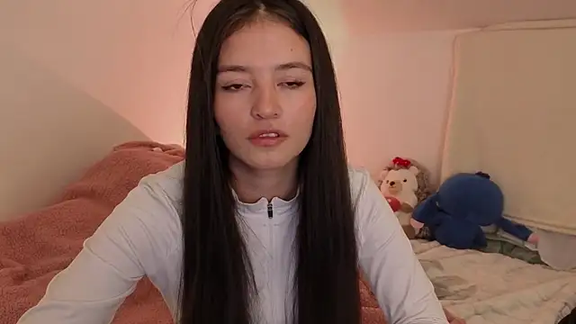 Snapshot of AMELIEEEX chatting on 04/14/26, 03:33 AMELIEEEX online show from 04/14/26, 03:33