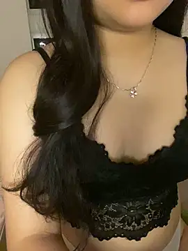 Rosecute11 online show from 04/30/26, 05:09